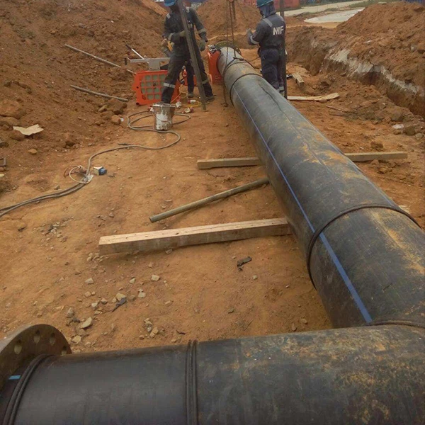Butt fusion 400mm pipe in the field construction